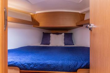 Yachtcharter SunOdyssey319 3