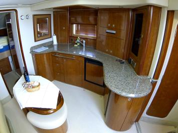 Yachtcharter SeaRay455Sundancer 11
