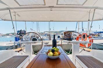 Yachtcharter Bavaria50Cruiser 10