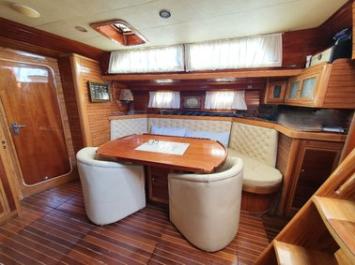 Yachtcharter Atlantic61 Moromu 3
