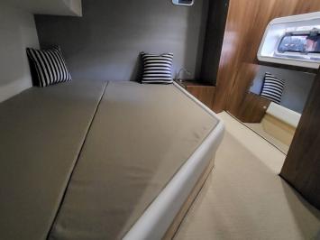 Yachtcharter Mirakul40HardTop 11