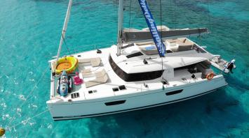 Yachtcharter Saba50 Lamela