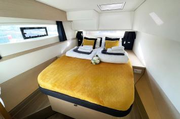 Yachtcharter Saba50 Lamela 8