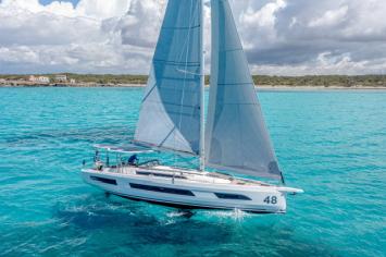 Yachtcharter Dufour48 5cab