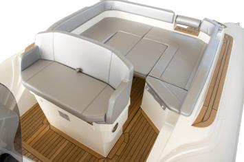 Yachtcharter Clubman24 10