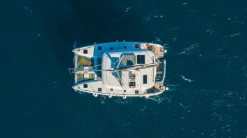 Yachtcharter Lagoon42 Veryta 2