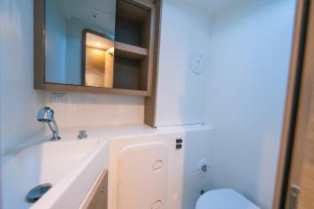 Yachtcharter Lagoon42 Veryta 24