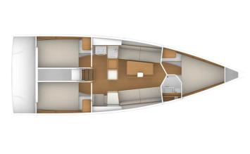 Yachtcharter First36 Ultra First layout