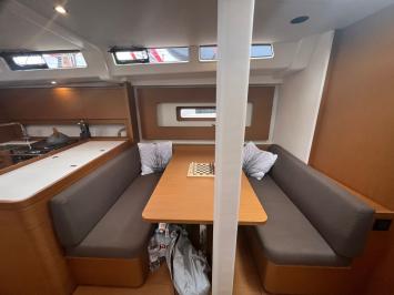 Yachtcharter First44 Checkmate 12