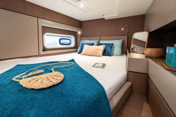 Yachtcharter Bali4 11