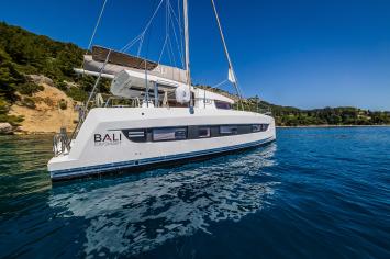 Yachtcharter BaliCatsmart 4cab 4