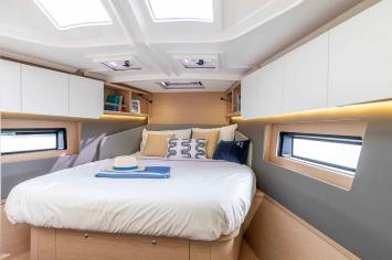 Yachtcharter Dufour41Performance 3cab 5