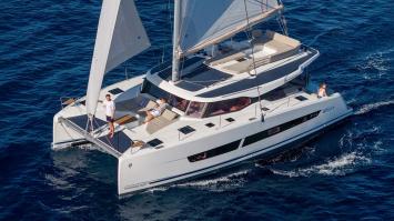 Yachtcharter FountainePajotNew44Quatour 42cab
