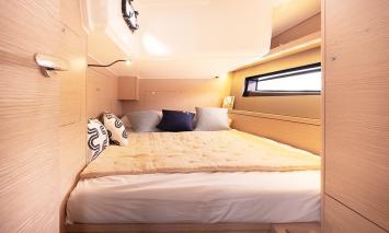 Yachtcharter Dufour41 Callipigia 6