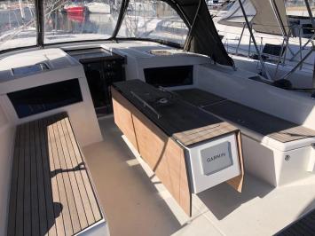Yachtcharter Dufour470 Briseide 1