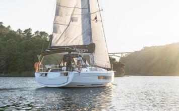 Yachtcharter Dufour37 First Laugh 4