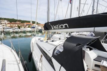 Yachtcharter Dufour41 First Song 7