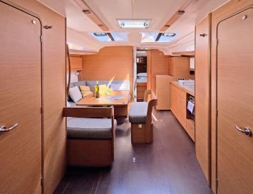 Yachtcharter Dufour430GrandLarge First Love 10