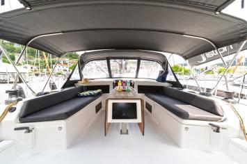 Yachtcharter Dufour470 First Secret 5