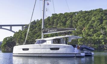 Yachtcharter Isla40 First Step 3