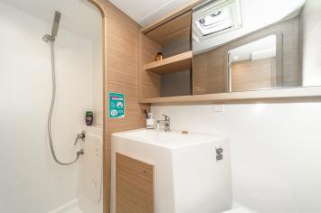 Yachtcharter Lagoon42 First Adventure 17