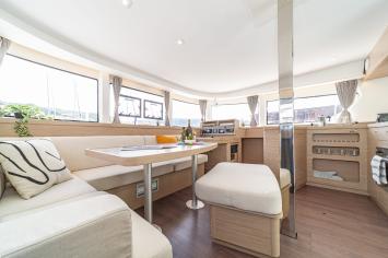 Yachtcharter Lagoon42 First Dance 14