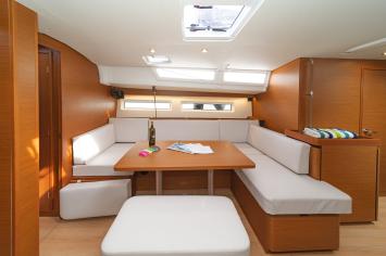 Yachtcharter SunOdyssey490 First Ride 10