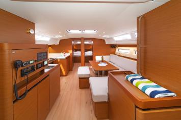 Yachtcharter SunOdyssey490 First Ride 13