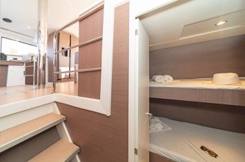 Yachtcharter Bali4 6