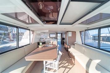 Yachtcharter Bali4 7