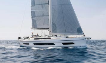 Yachtcharter Dufour41