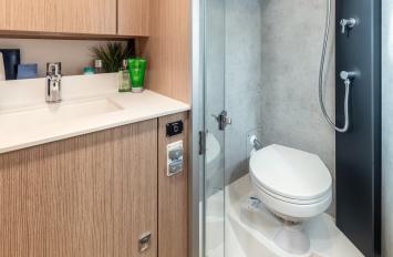 Yachtcharter BavariaC42 8