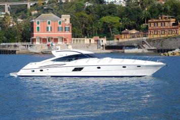 Yachtcharter Sarnico65