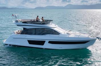 Yachtcharter Azimut53Fly 4
