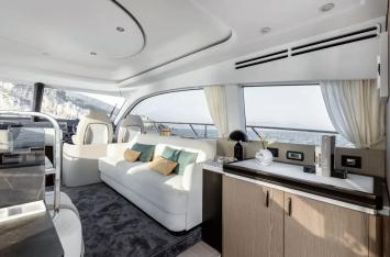 Yachtcharter Azimut53Fly 14