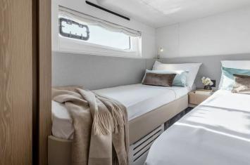 Yachtcharter Azimut53Fly 17