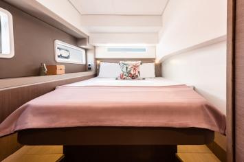 Yachtcharter Bali4 12