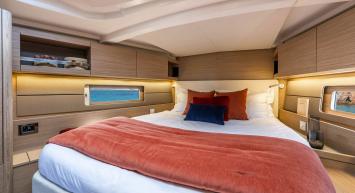 Yachtcharter Oceanis47 4cab 11