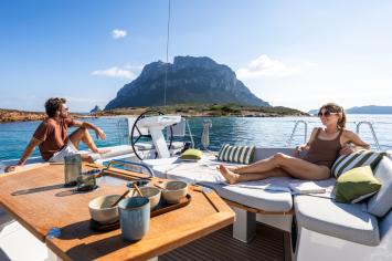 Yachtcharter Oceanis52 3cab 4