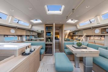 Yachtcharter Oceanis52 3cab 8
