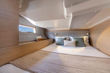 Yachtcharter Oceanis52 3cab 13