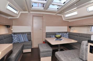 Yachtcharter Hanse458 10