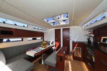 Yachtcharter Hanse460 4cab 3