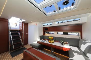 Yachtcharter Hanse460 4cab 4