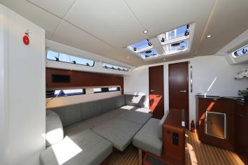 Yachtcharter Hanse460 4cab 8