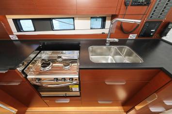 Yachtcharter Hanse460 4cab 11