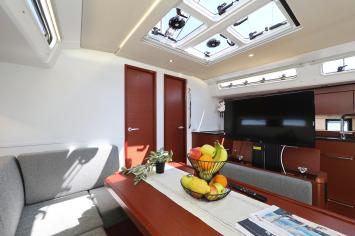 Yachtcharter Hanse460 4cab 13