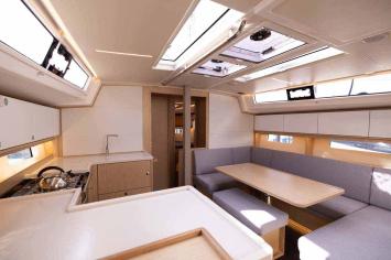 Yachtcharter BavariaC46 4