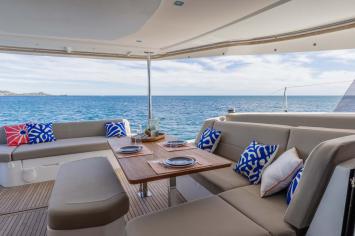 Yachtcharter FountainePajotNew44Quatour 42cab 11