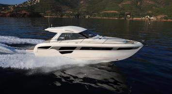 Yachtcharter BavariaS45HT